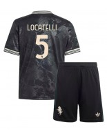 Otroške Nogometnih dresov Juventus Manuel Locatelli #5 Tretji 2025-26 Kratki rokavi (+ hlače)